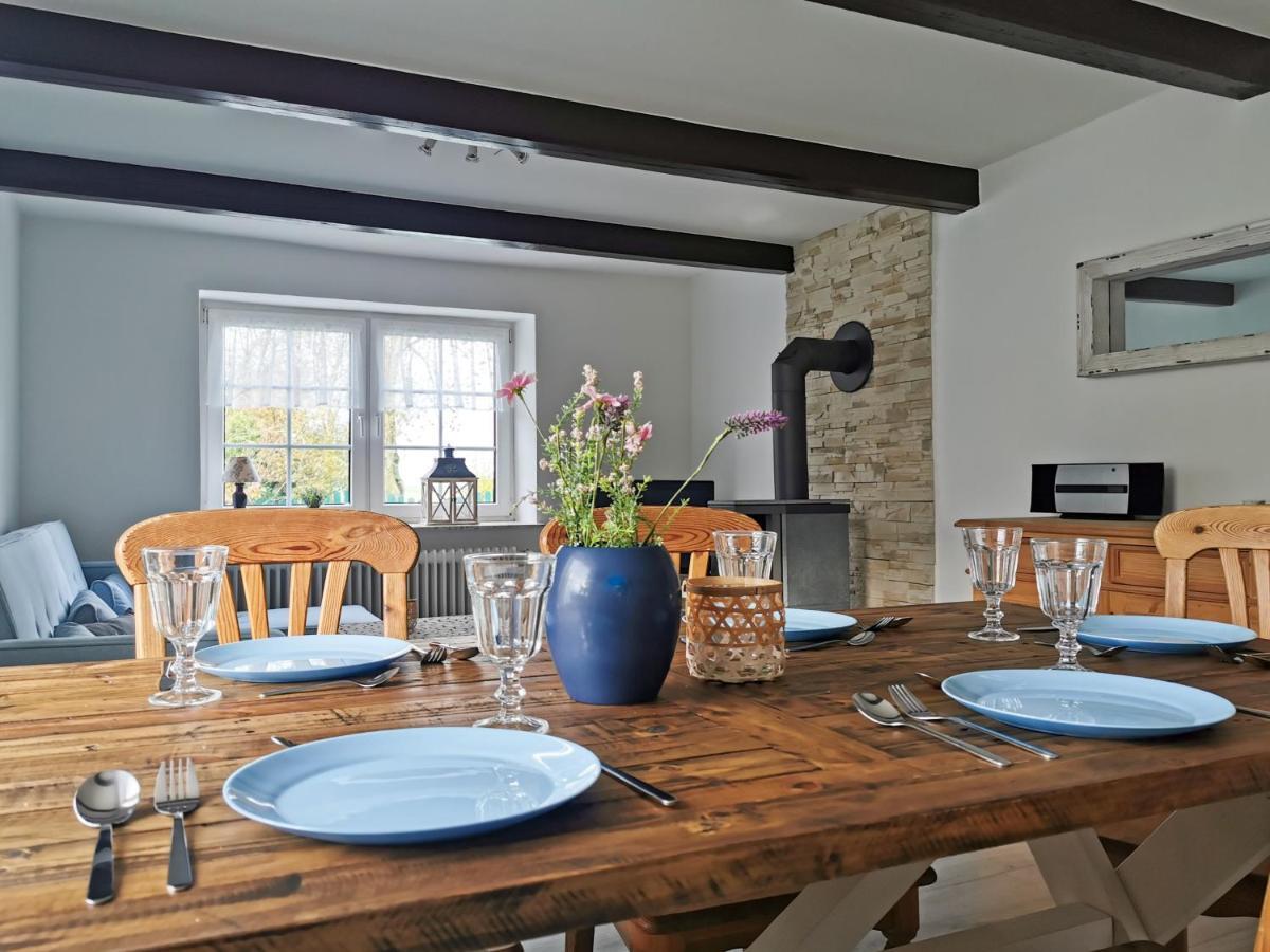 Ferienglueck An Der Nordsee Buche Deine Erdgeschoss-Ferienwohnung Mit Kamin Terrasse Und Eingezaeuntem Garten Fuer Unvergessliche Auszeiten Altfunnixsiel Exterior foto